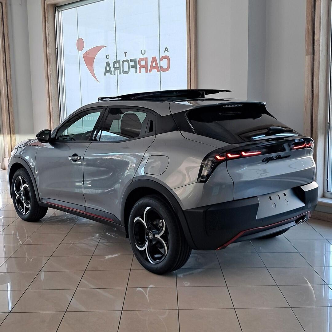 Alfa Romeo Junior 1.2 136 CV Hybrid eDCT6 Speciale tetto Apribile
