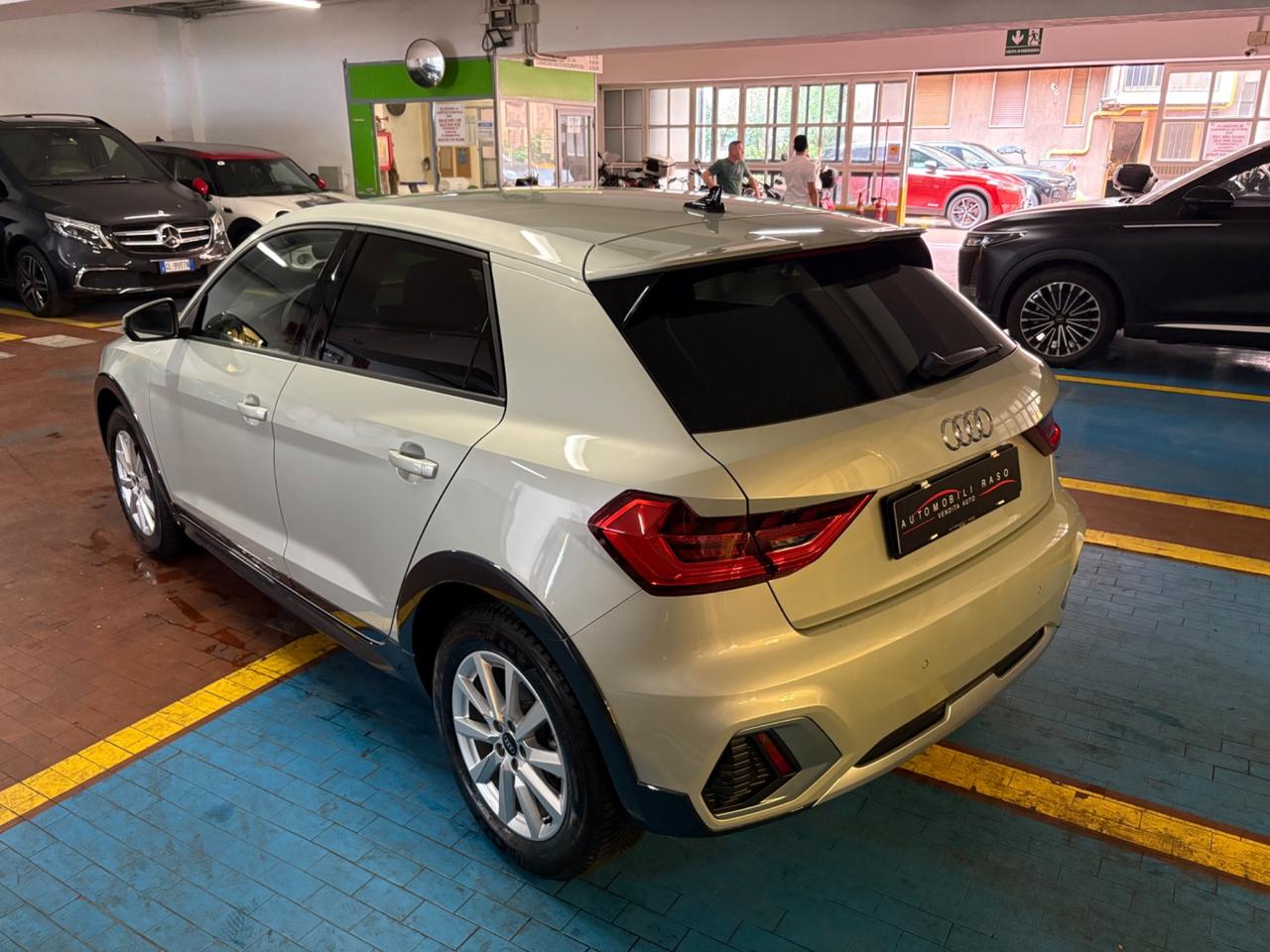 Audi A1 allstreet 35 TFSI S tronic Identity Contrast