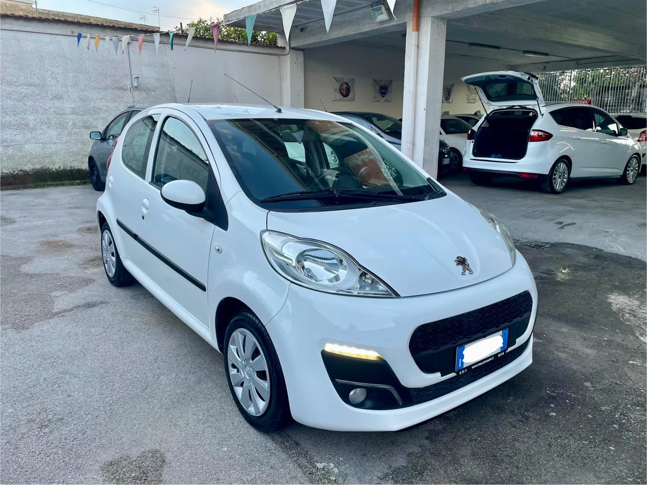 Peugeot 107 1.0 68CV 5p. Superga full optional dal nord Italia