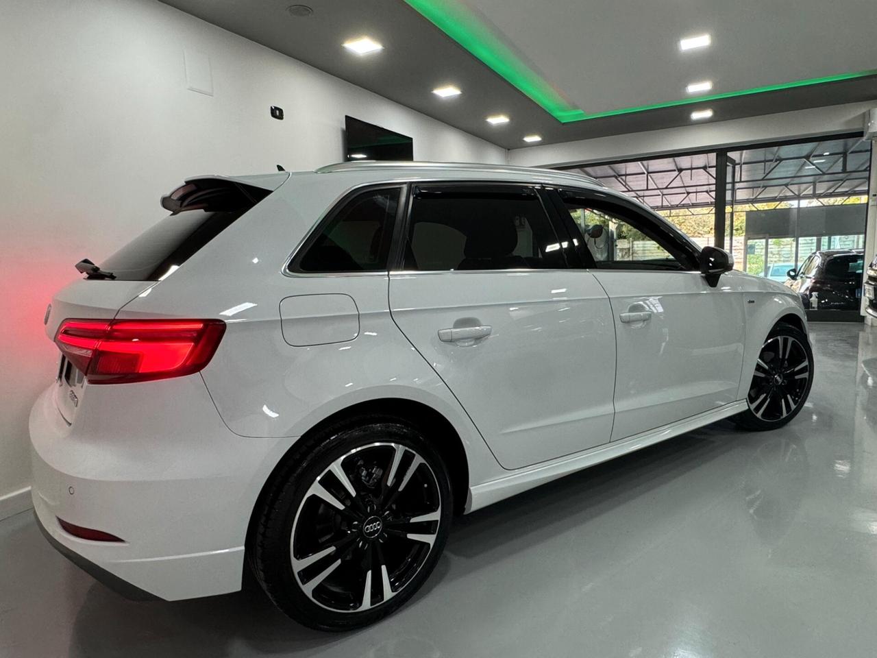 Audi A3 SPB 30 TDI S LINE S-TRONIC