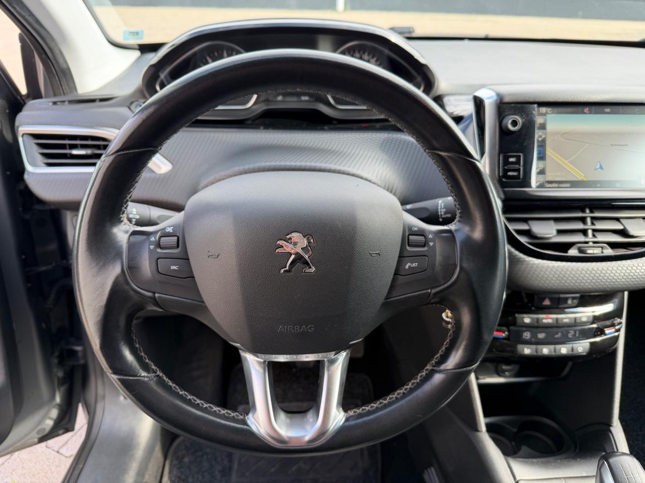 Peugeot 208 1.6 BlueHDi 100cv 5p. Allure GR. OPACO