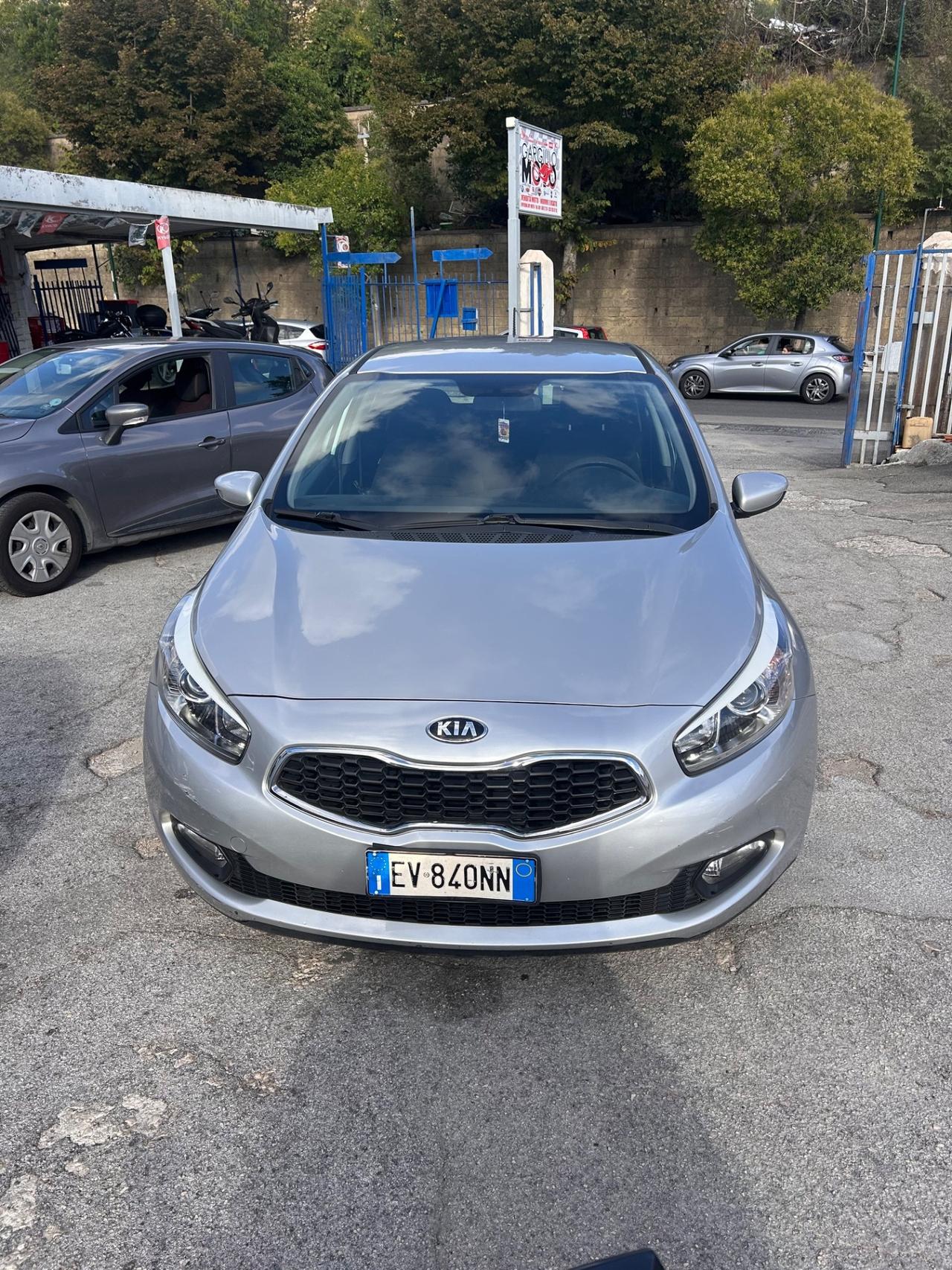 Kia Ceed cee'd 1.4 ECO GPL 5 porte Cool
