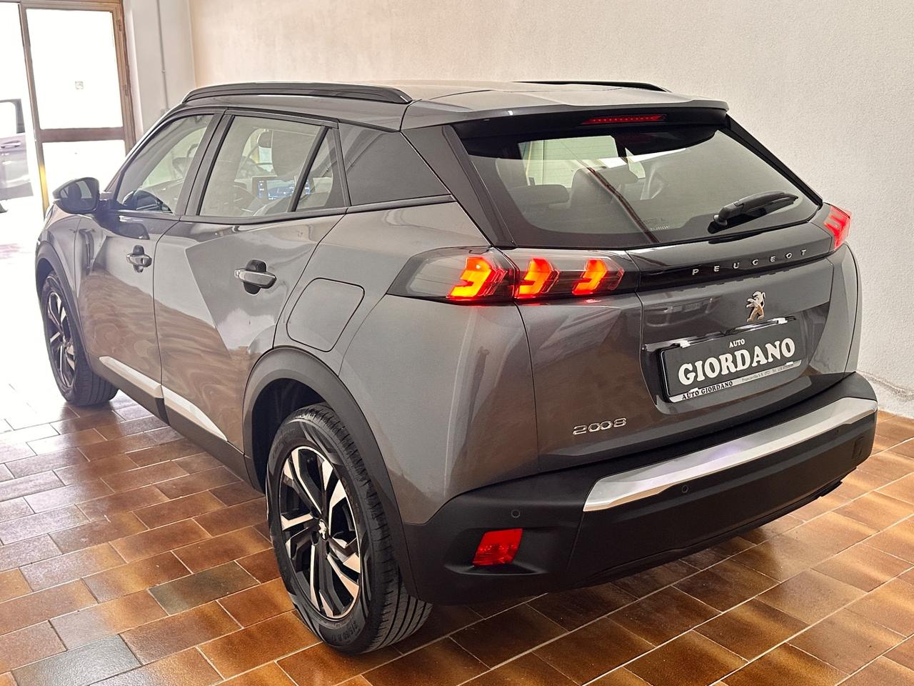 Peugeot 2008 1.5 BlueHDi 100 cv S&S Allure