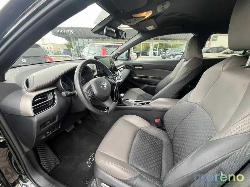 Toyota C-HR 1.8h Lounge 2WD e-cvt