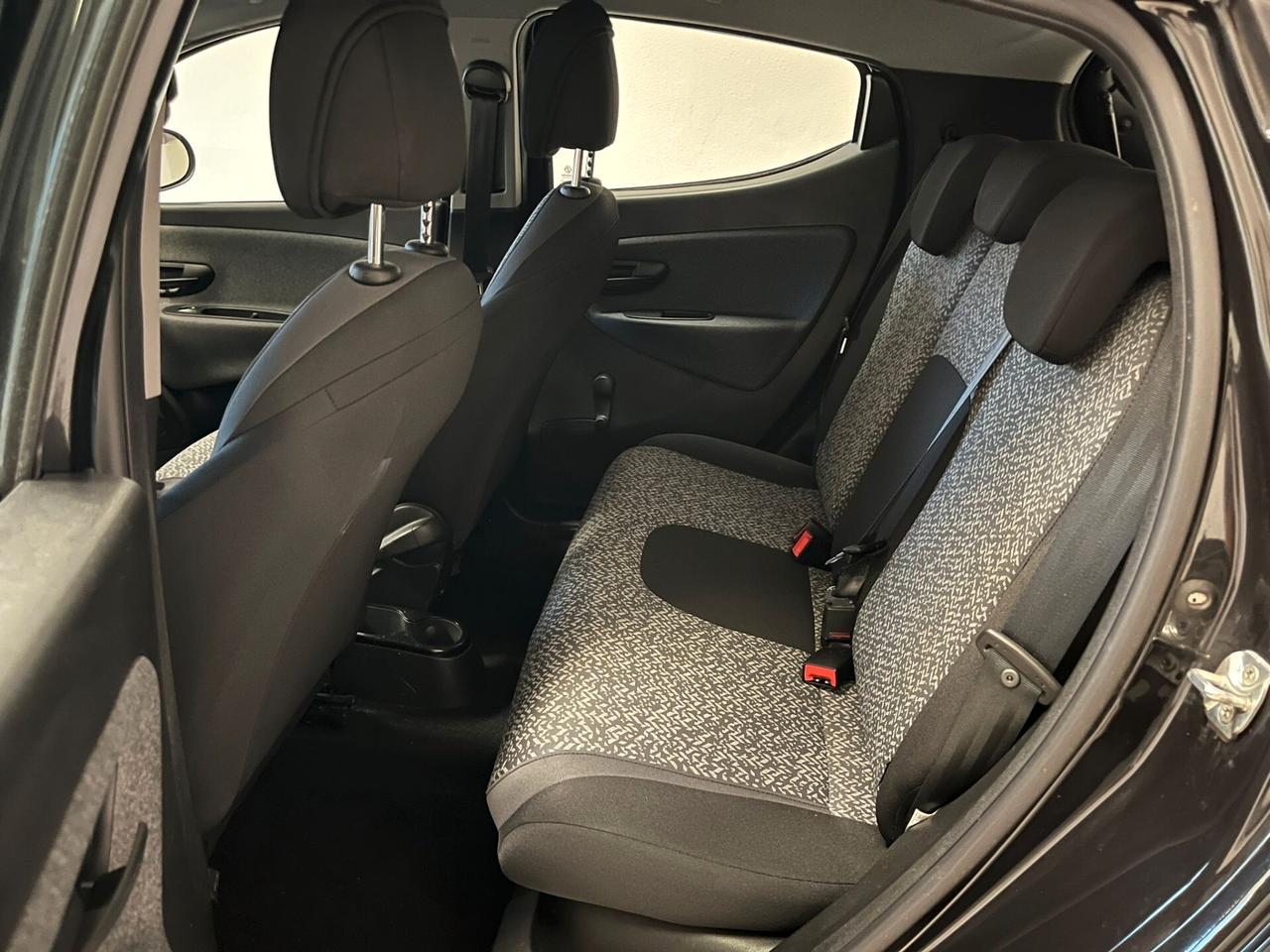 Lancia Ypsilon 1.2 69 CV 5 porte S&S Elefantino Blu