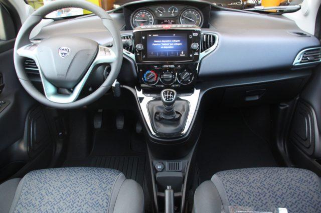 LANCIA Ypsilon 1.2 69 CV 5 porte GPL Ecochic PLATINO