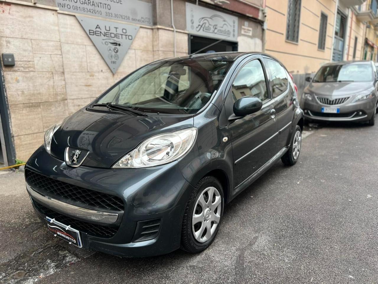 PEUGEOT 107 1.0 PLASIR 68CV 2011