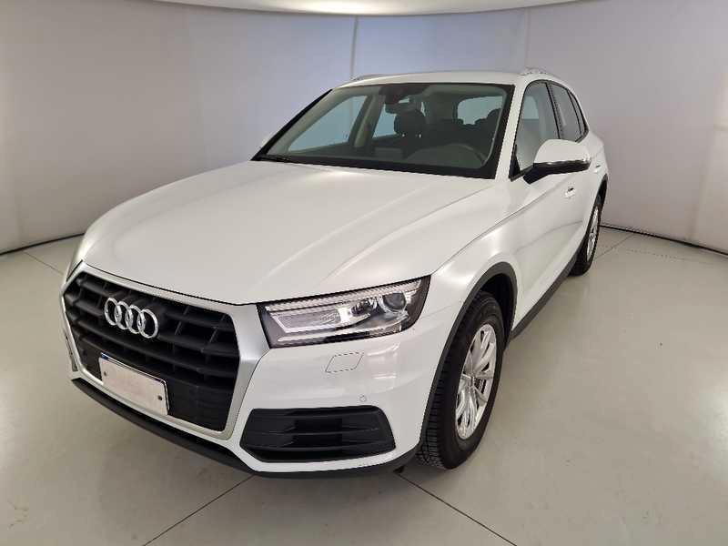 AUDI Q5 35 TDI Business S tronic