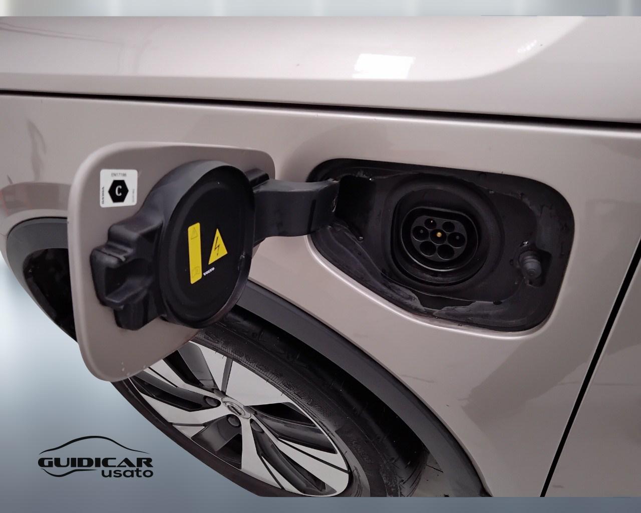 VOLVO XC40 2023 - XC40 1.5 t5 recharge phev Core auto