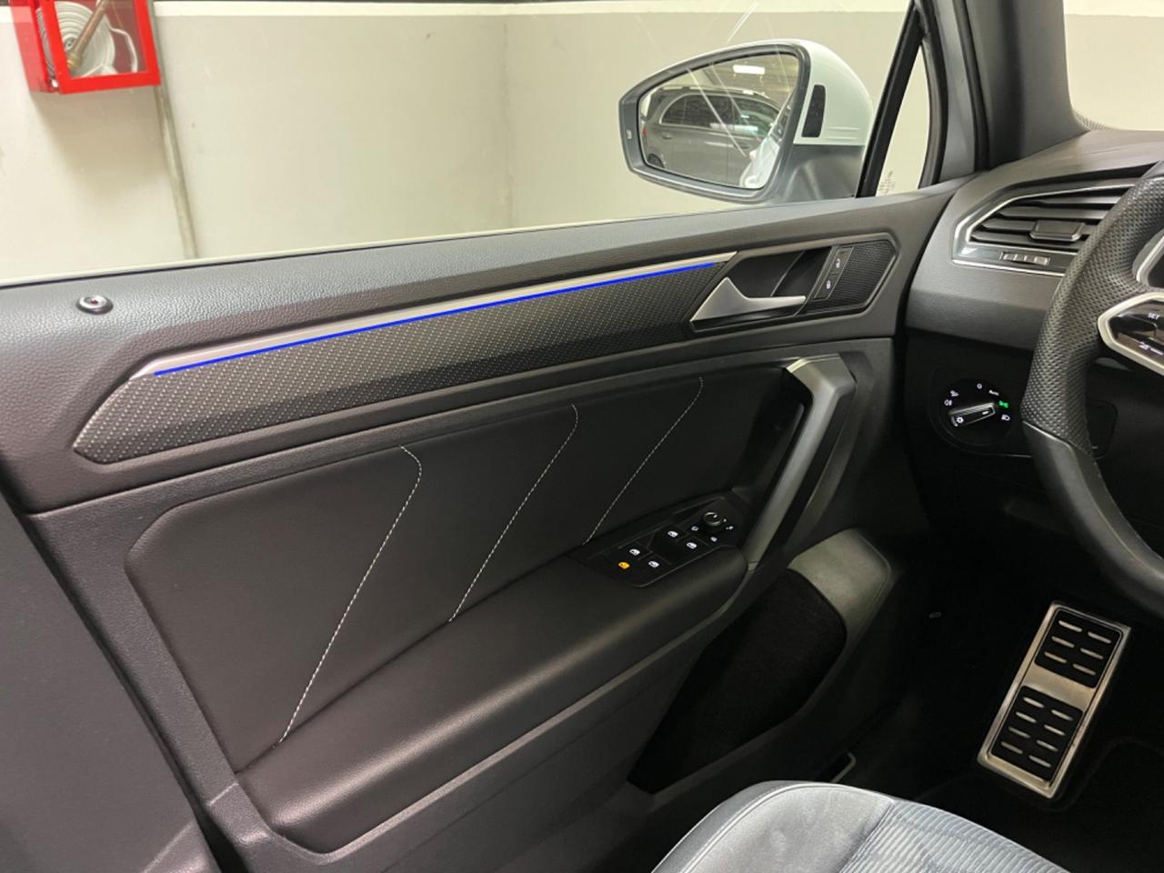 Volkswagen Tiguan 2.0 TDI 150 CV DSG R-Line *tetto