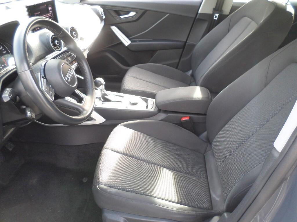 Audi Q2 30 TDI S tronic Business