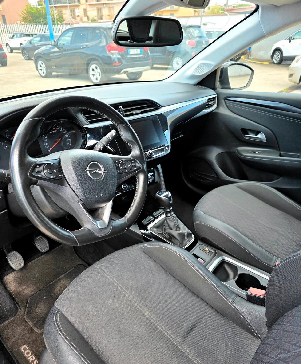 Opel Corsa 1.2 bz 101 CV Elegance con 49.000 Chilometri