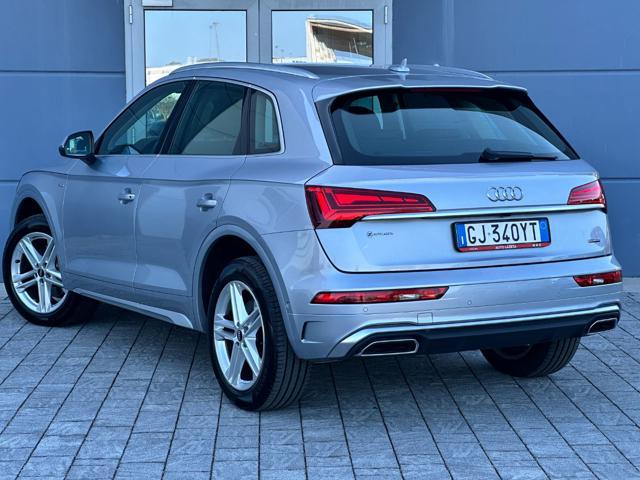 AUDI Q5 40 TDI quattro S tronic S line
