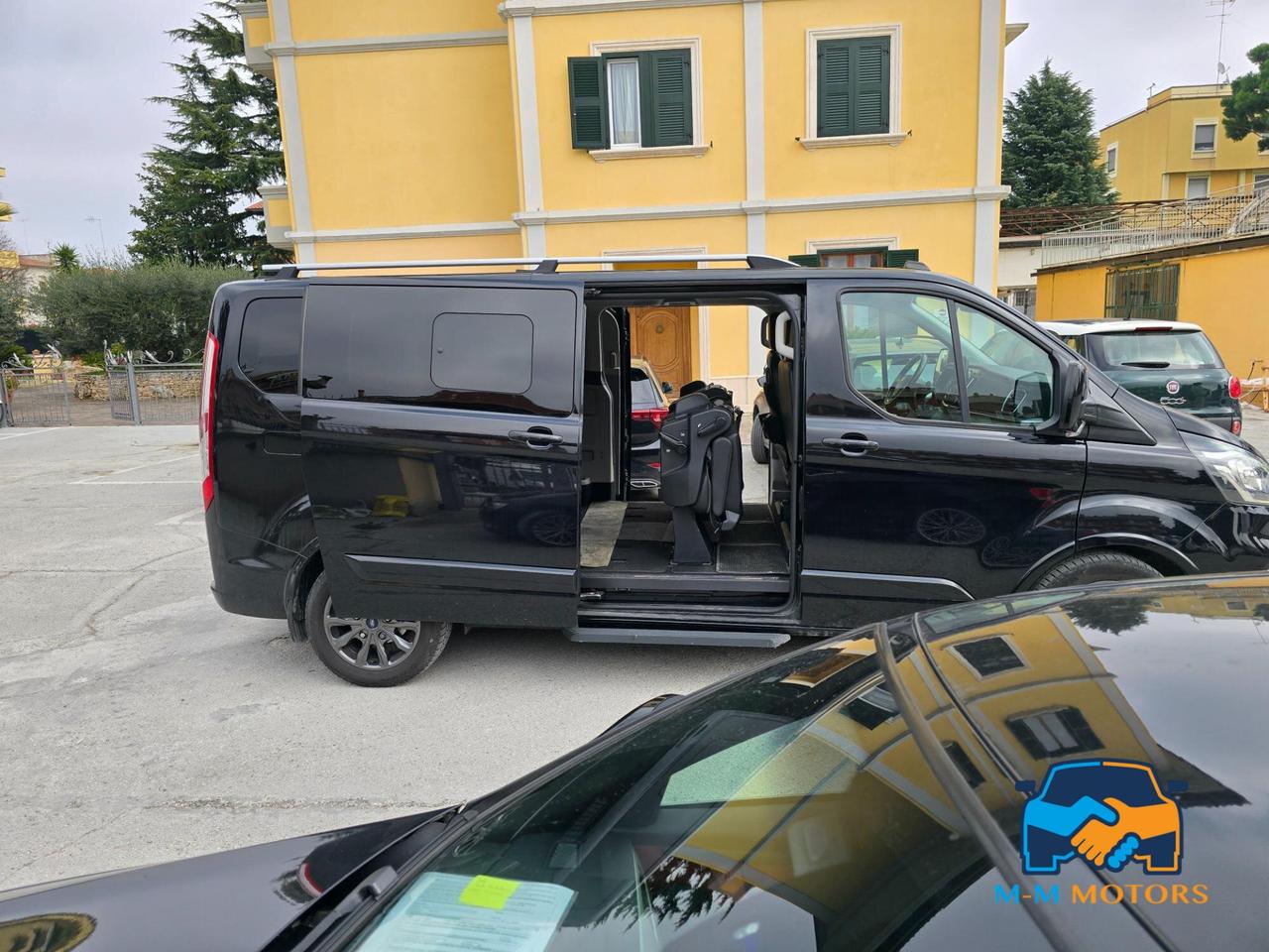 FORD Tourneo Custom 320 2.0 tdci 130cv Titanium L2H1 auto E6.2