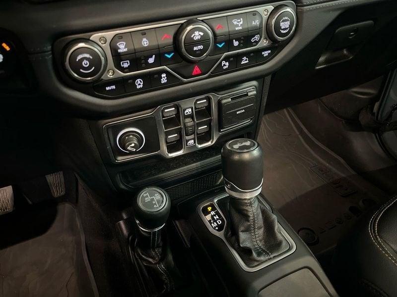 Jeep Wrangler Unlimited 2.0 turbo Sahara auto