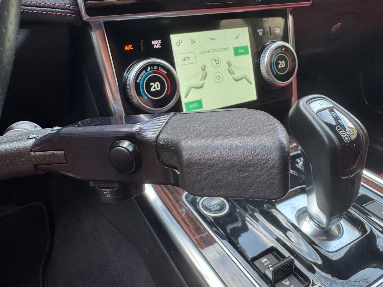 Jaguar XE 2.0 Benzina Guidosimplex