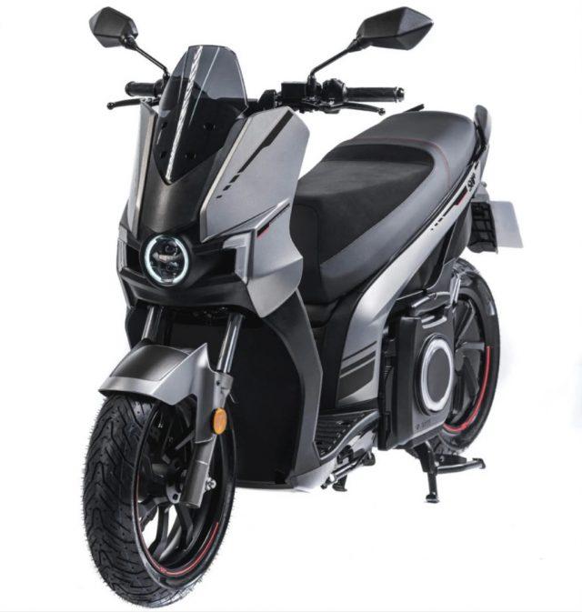 SILENCE S01 +PLUS e-scooter 125