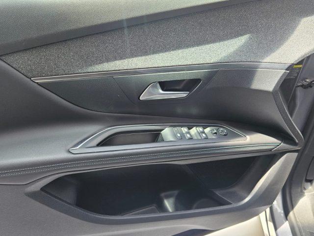 PEUGEOT 3008 BlueHDi 130 S&S EAT8 Allure Pack tua da?259,00