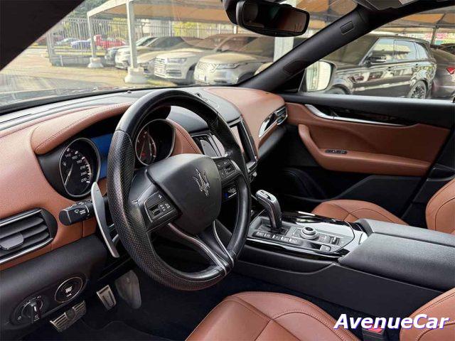 MASERATI Levante GRANSPORT TELECAMERA CERCHI 21'' IVA ESPOSTA