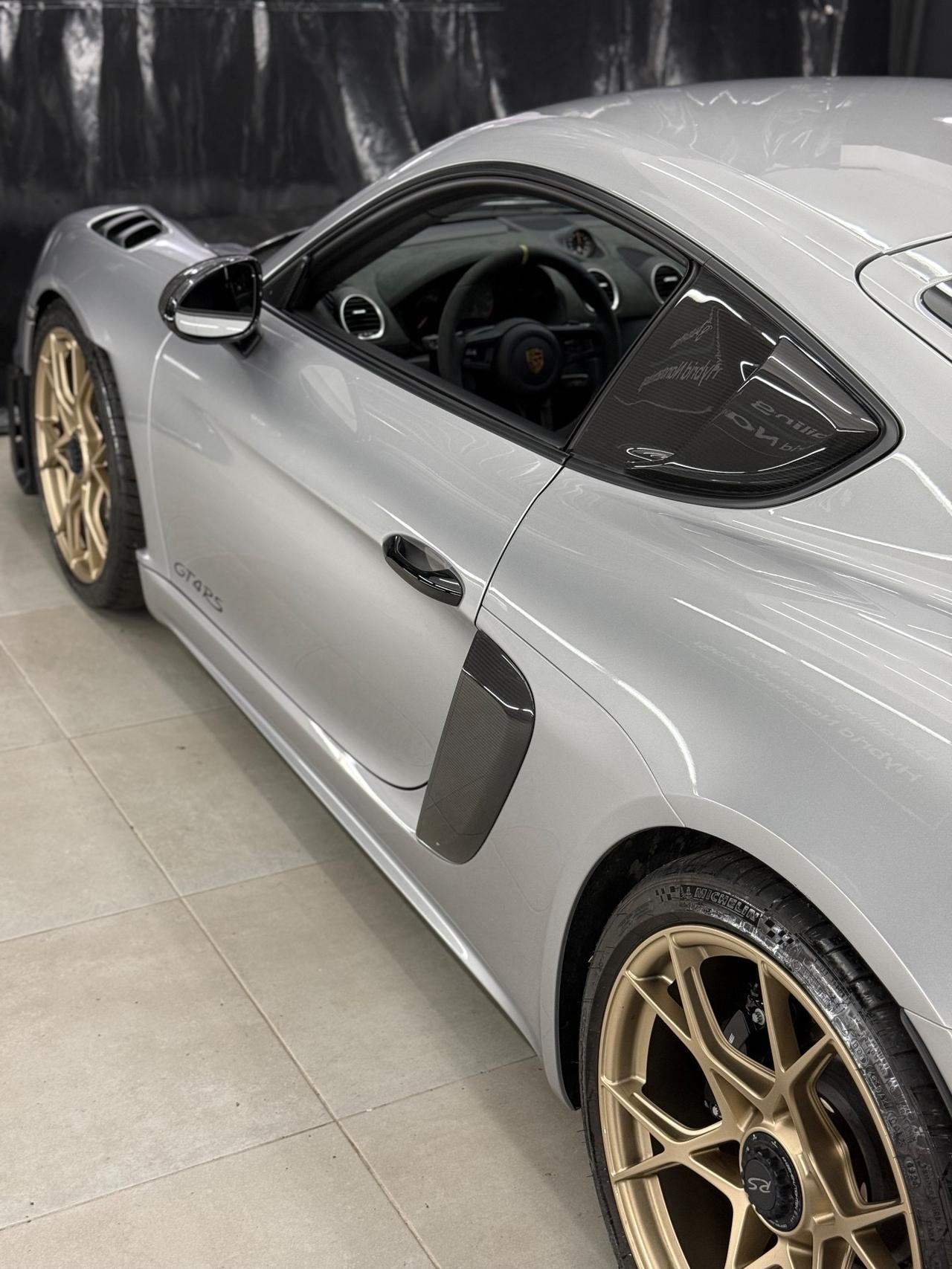 Porsche 718 Cayman 4.0 GT4 RS