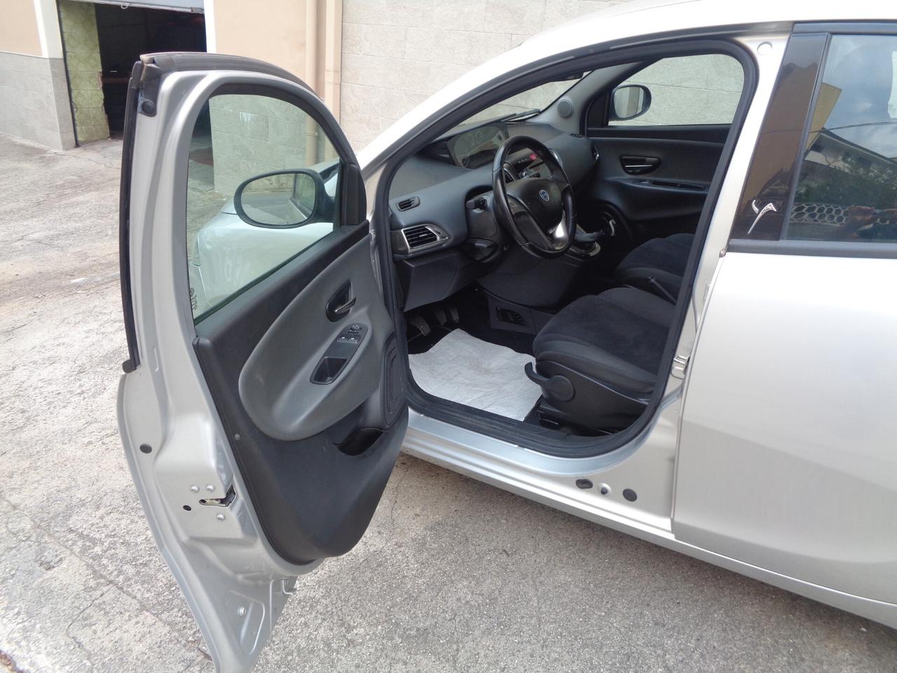 Lancia Ypsilon 1.3 MJT 95 CV S&S Gold (FINANZIABILE)