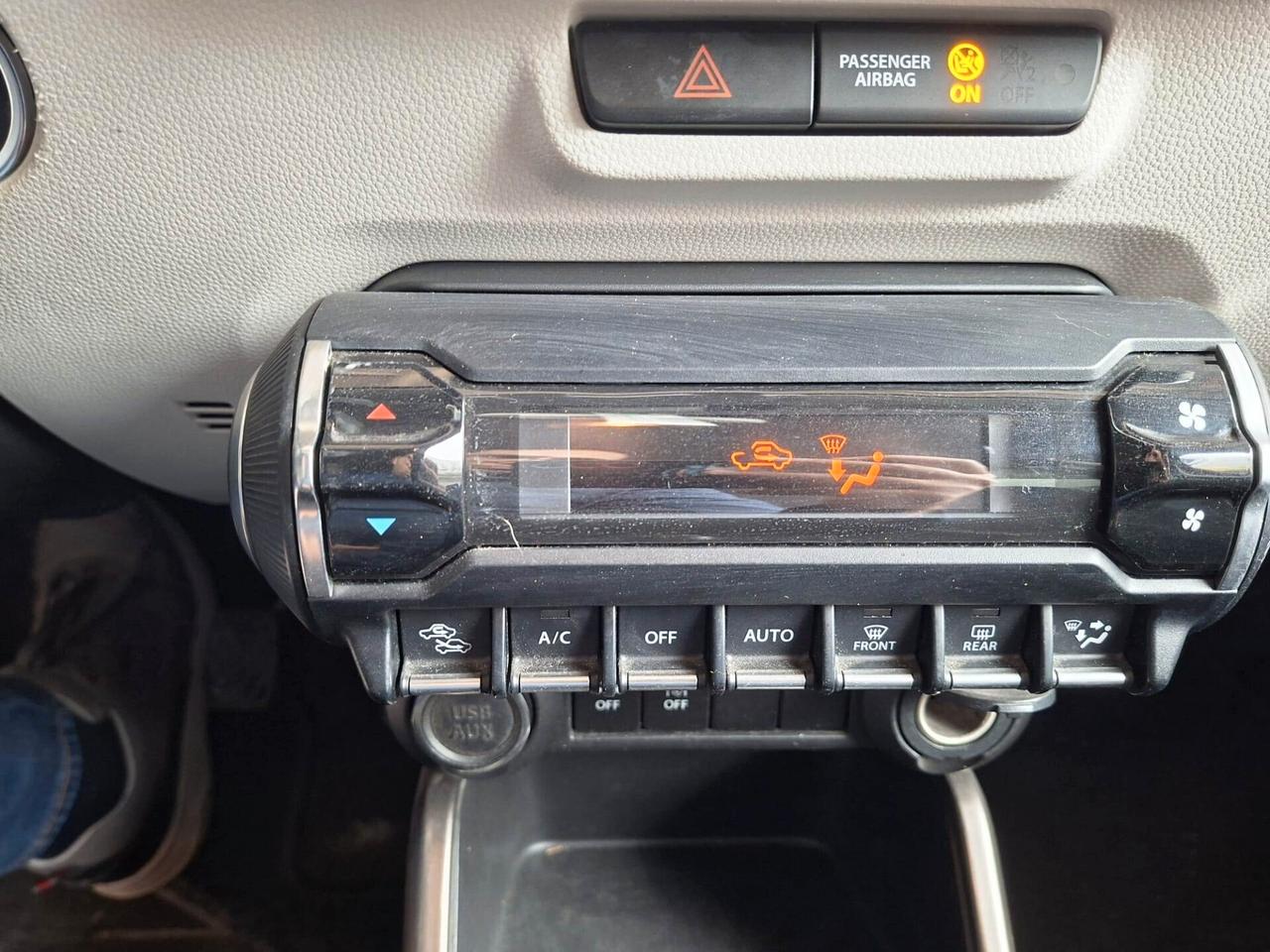 Suzuki Ignis 1.2 Hybrid Top