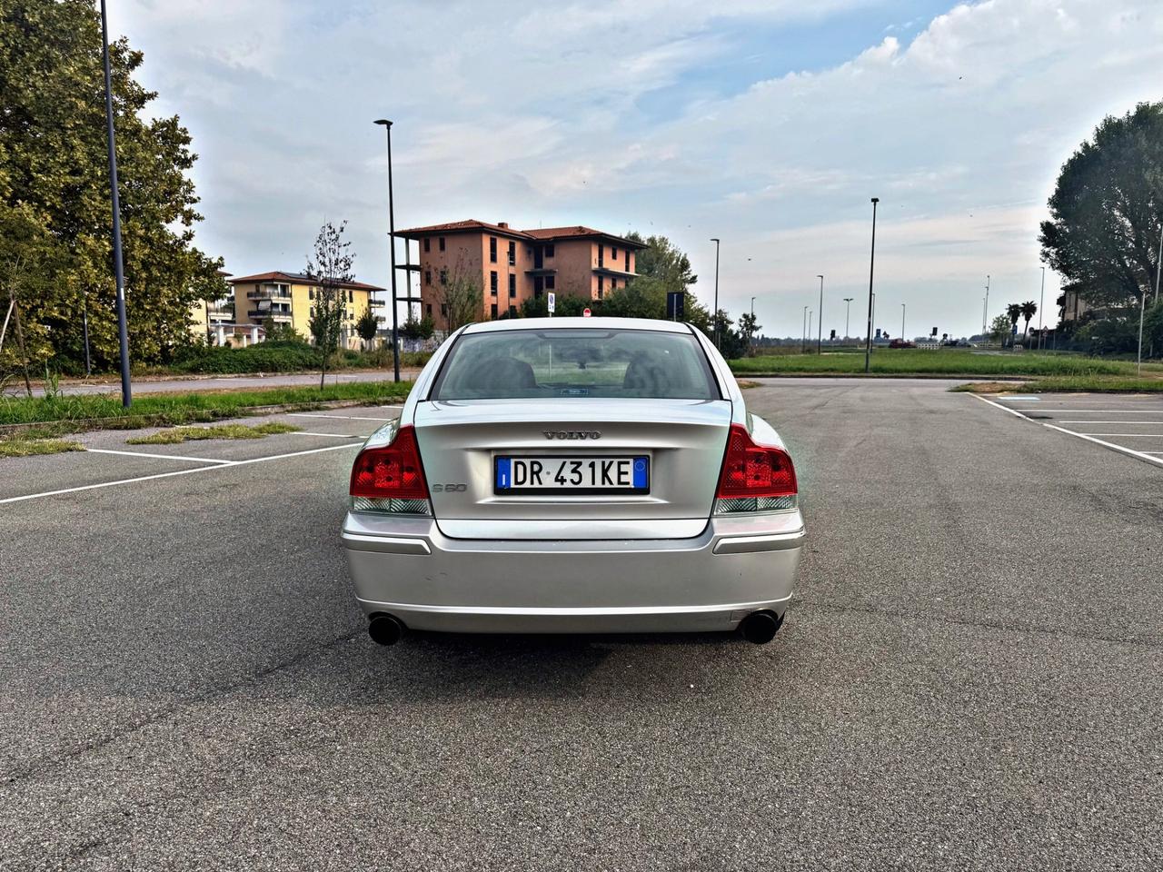 Volvo S60 2.4 D5 Style 163cv
