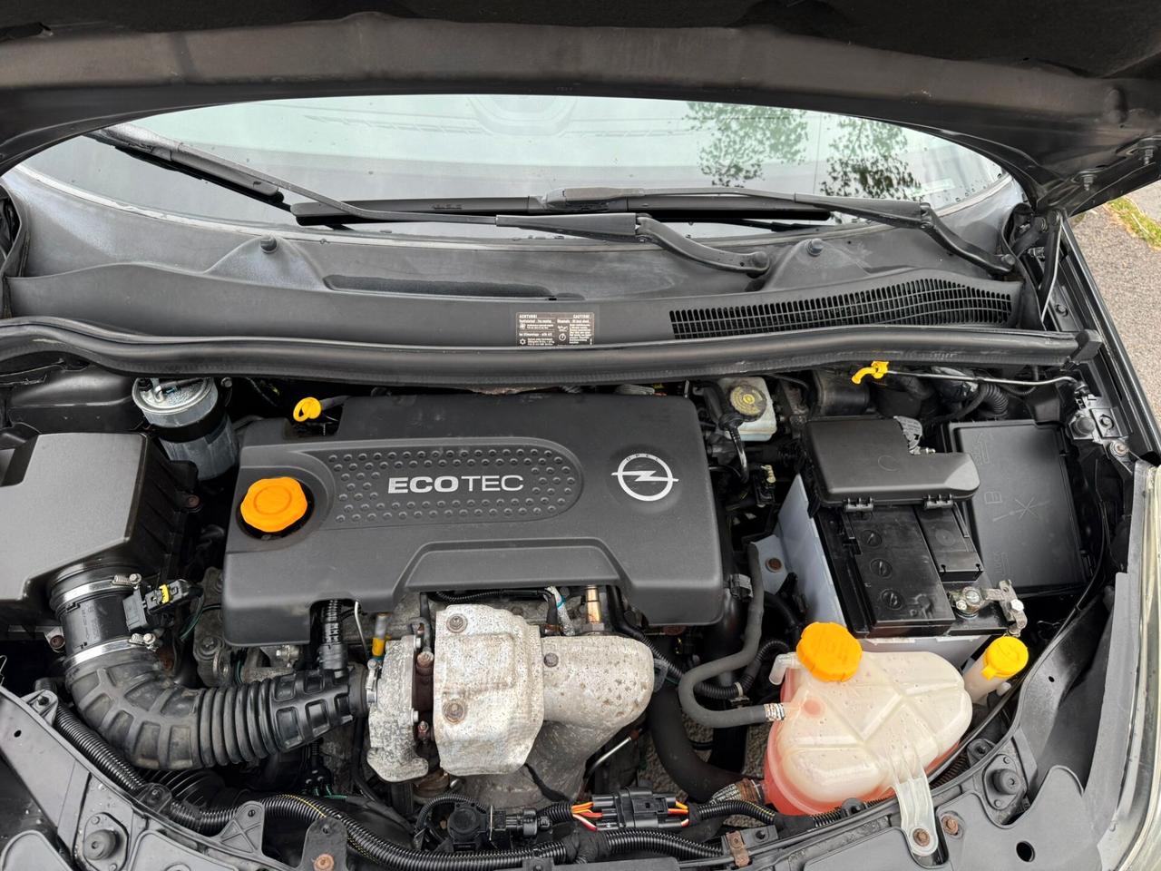 Opel Corsa 1.3 CDTI 90CV 2010 tagliandata