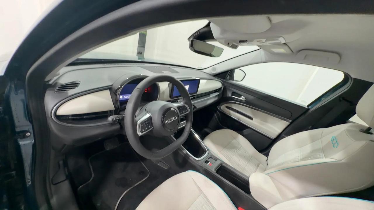 Fiat 600 Hybrid 100 CV DCT MHEV La Prima