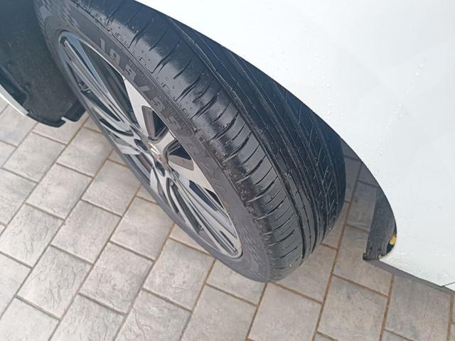 RENAULT Scenic Scénic Blue dCi 120 CV EDC CON ADATTAMENTO