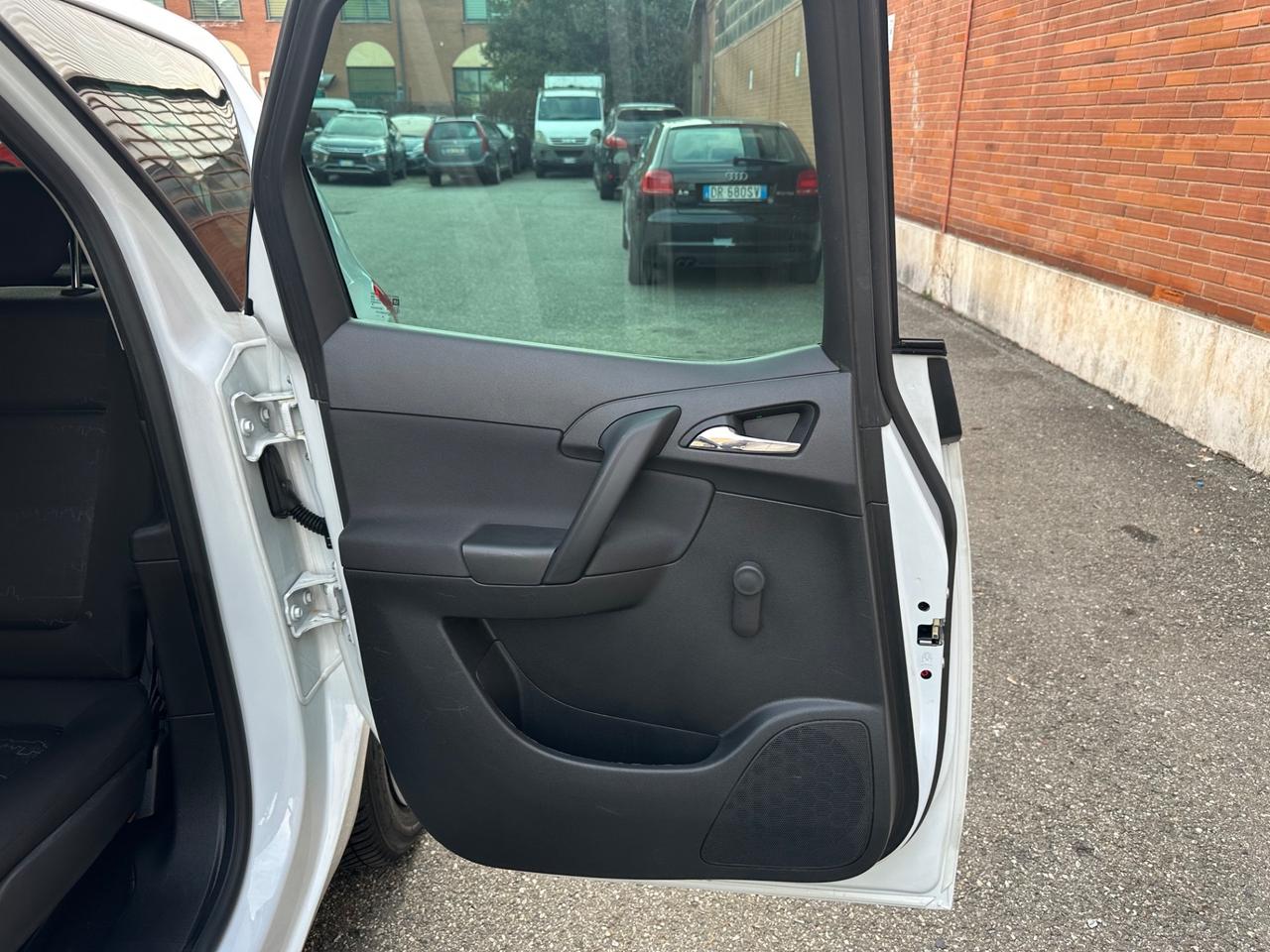 Opel Meriva 1.4 Turbo 120CV GPL della casa euro 6