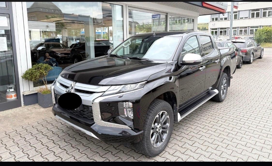 Mitsubishi L200 2.3 D Double Cab 4x4 Super Select Diamond