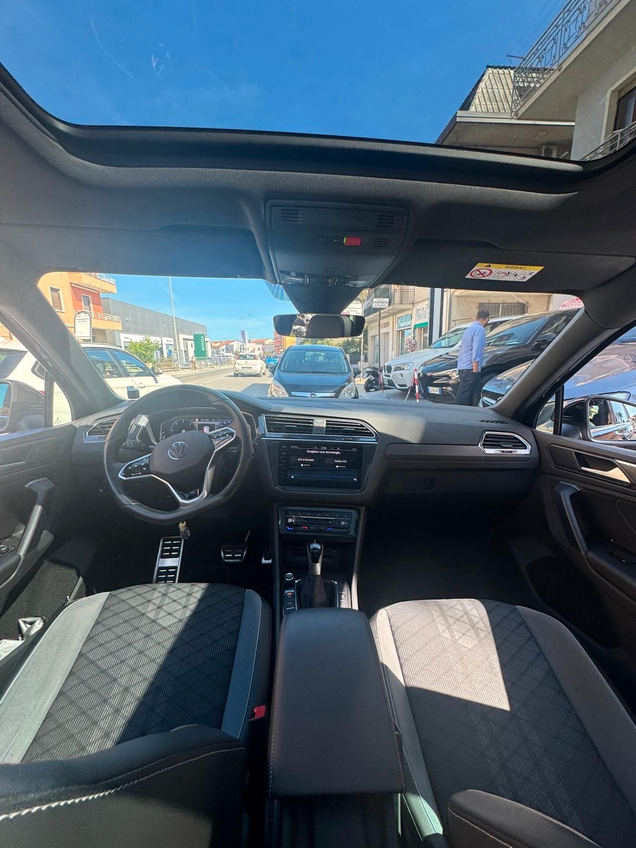 Volkswagen Tiguan 2.0 TDI 193 CV DSG 4MOTION R-Line