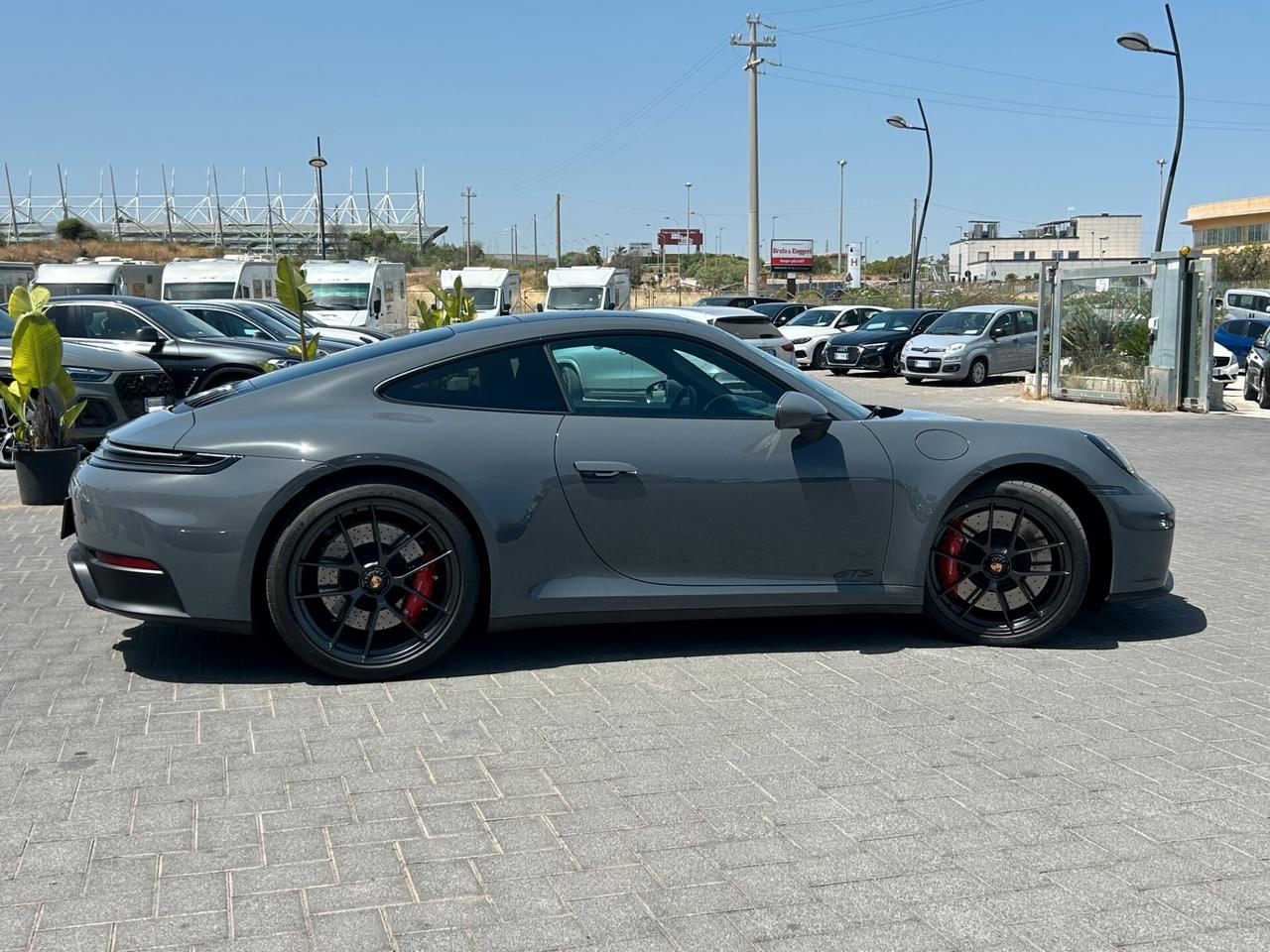 Porsche 992 911 (992.2) Coupe 3.6 GTS 540cv auto KM 0