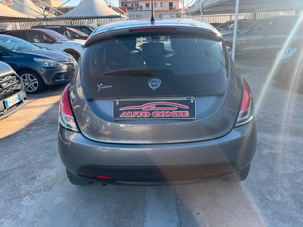 Lancia Ypsilon 1.2 69 CV 5 porte GPL Ecochic Gold