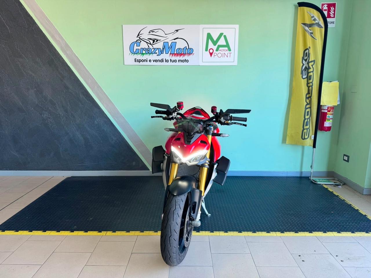 Ducati Streetfighter V4 S