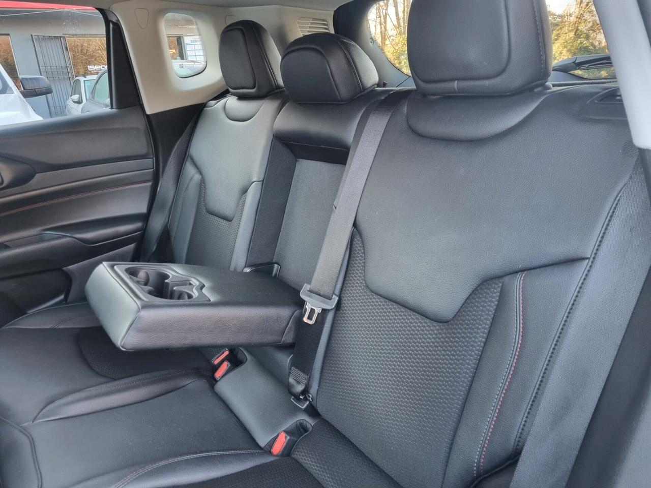 Jeep Compass 1.3 Turbo T4 240 CV PHEV AT6 4xe Trailhawk