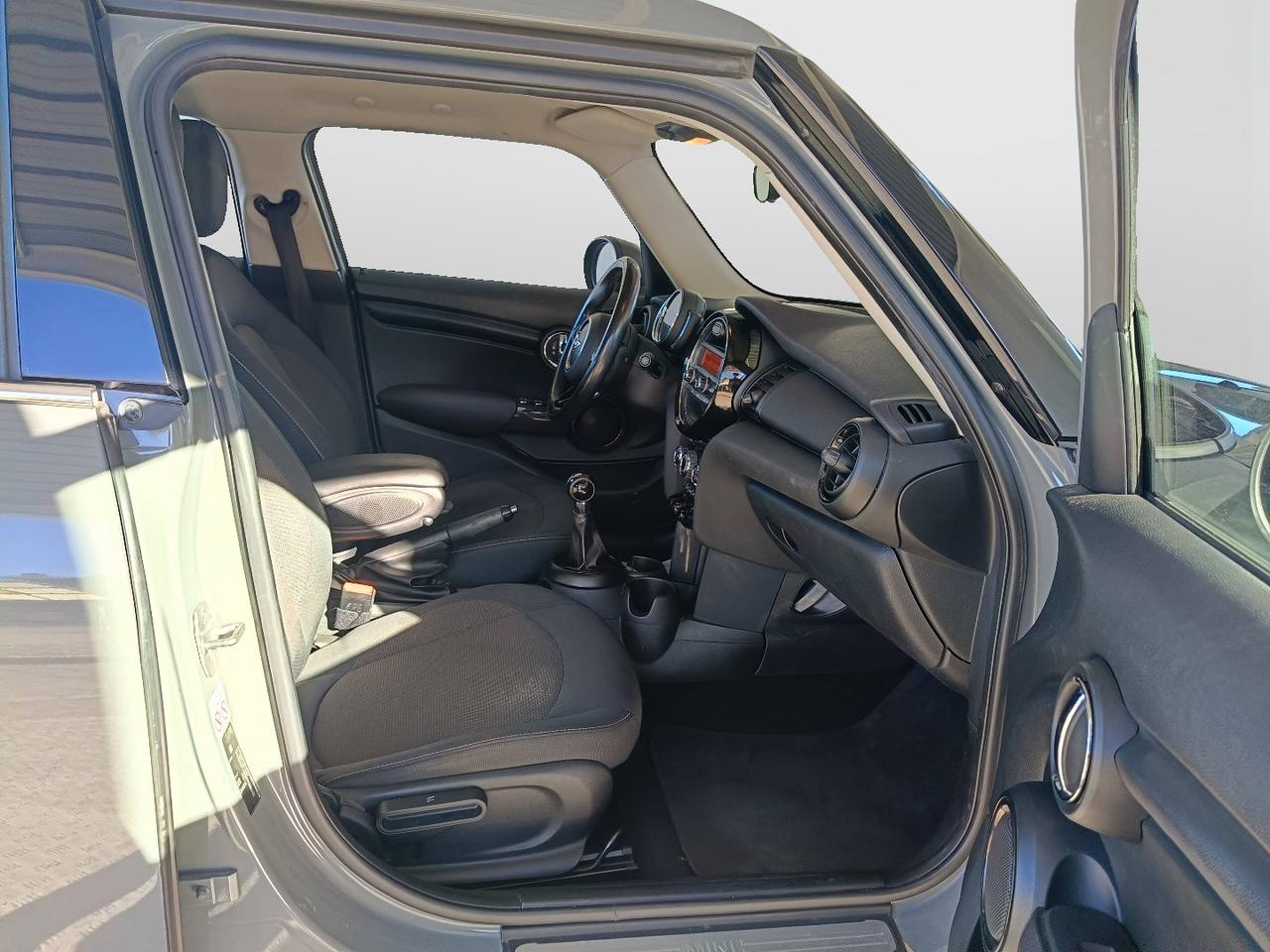 MINI Mini IV F55-F56 2014 - Mini 1.5 One D Boost 5p my18