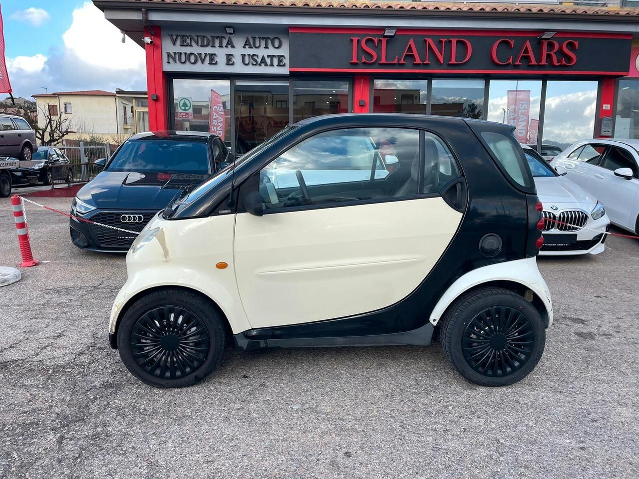 Smart ForTwo 700 coupé pure (45 kW)