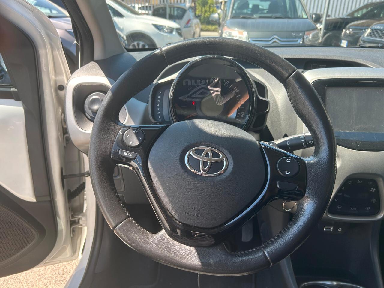 Toyota Aygo 1.0 VVT-i 72 CV 5 porte x-cool