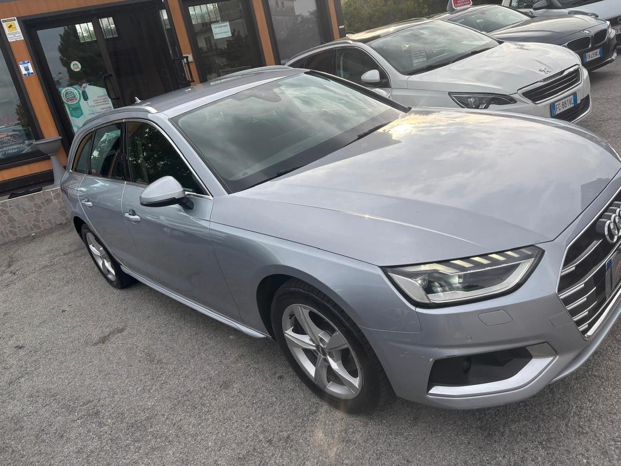 Audi A4 Avant 40 TFSI S tronic