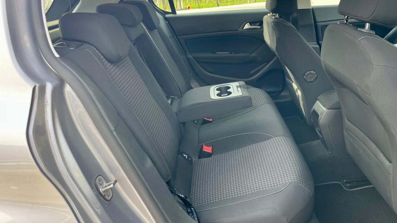 PEUGEOT 308 1.5 BLUEHDI - 2019