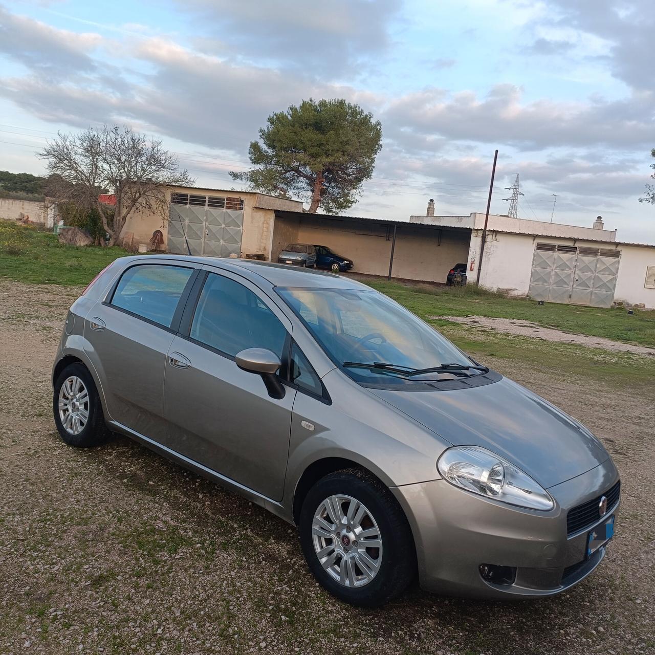 Fiat Grande Punto 1.3 MJT 75 CV GANCIO TRAINO