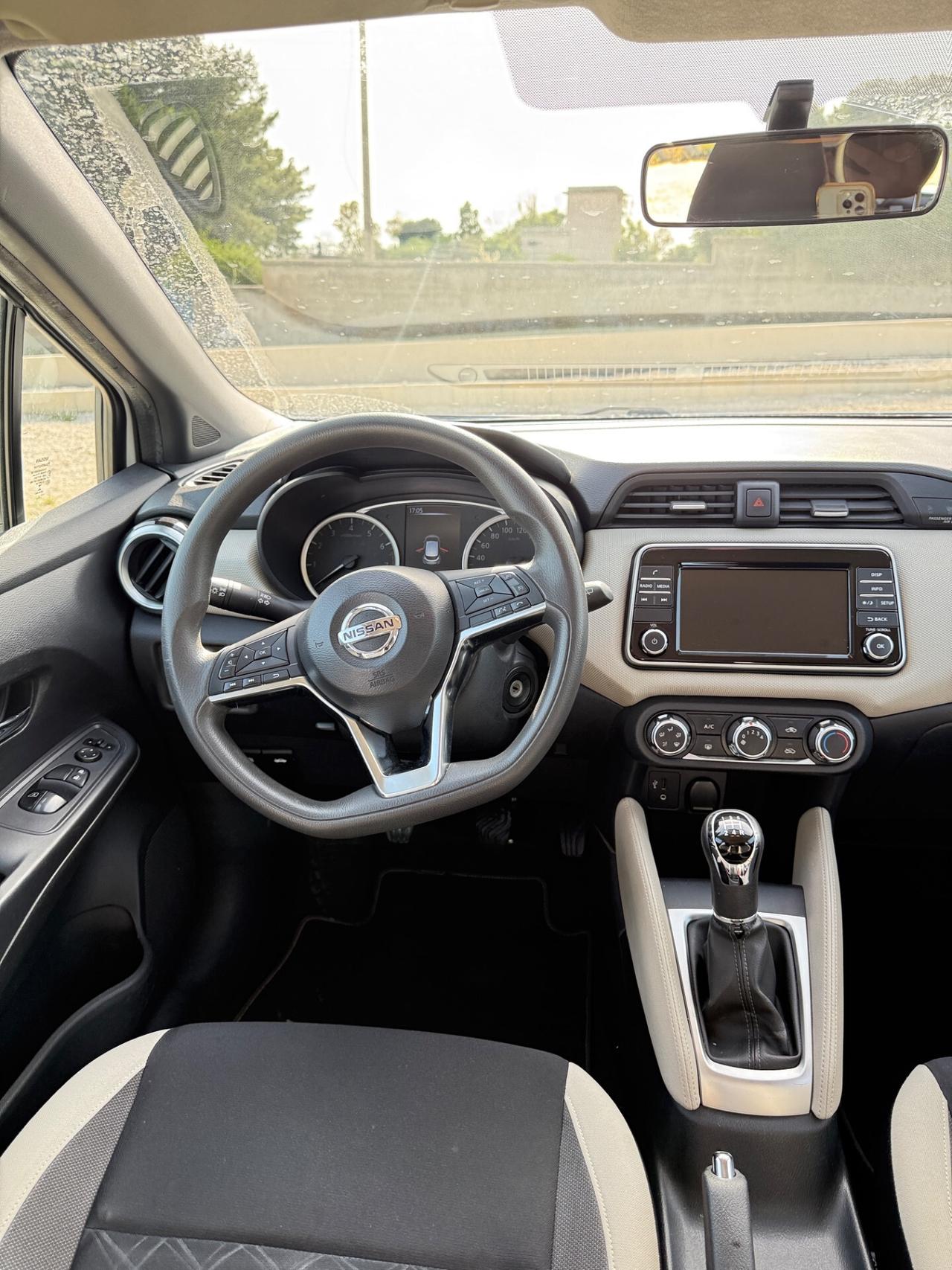 NISSAN Micra Tekna 1.0 71cv 2017 quinta serie 5 porte