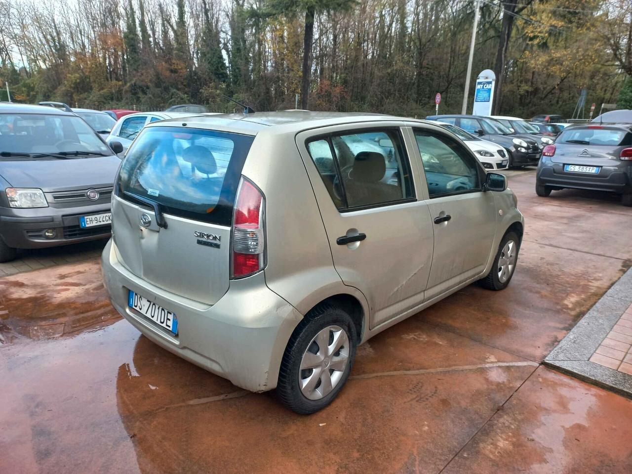 Daihatsu Sirion 1.0 Sho