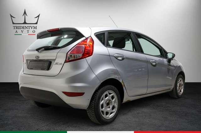 Ford Fiesta 1.4 tdci Titanium 5p FL