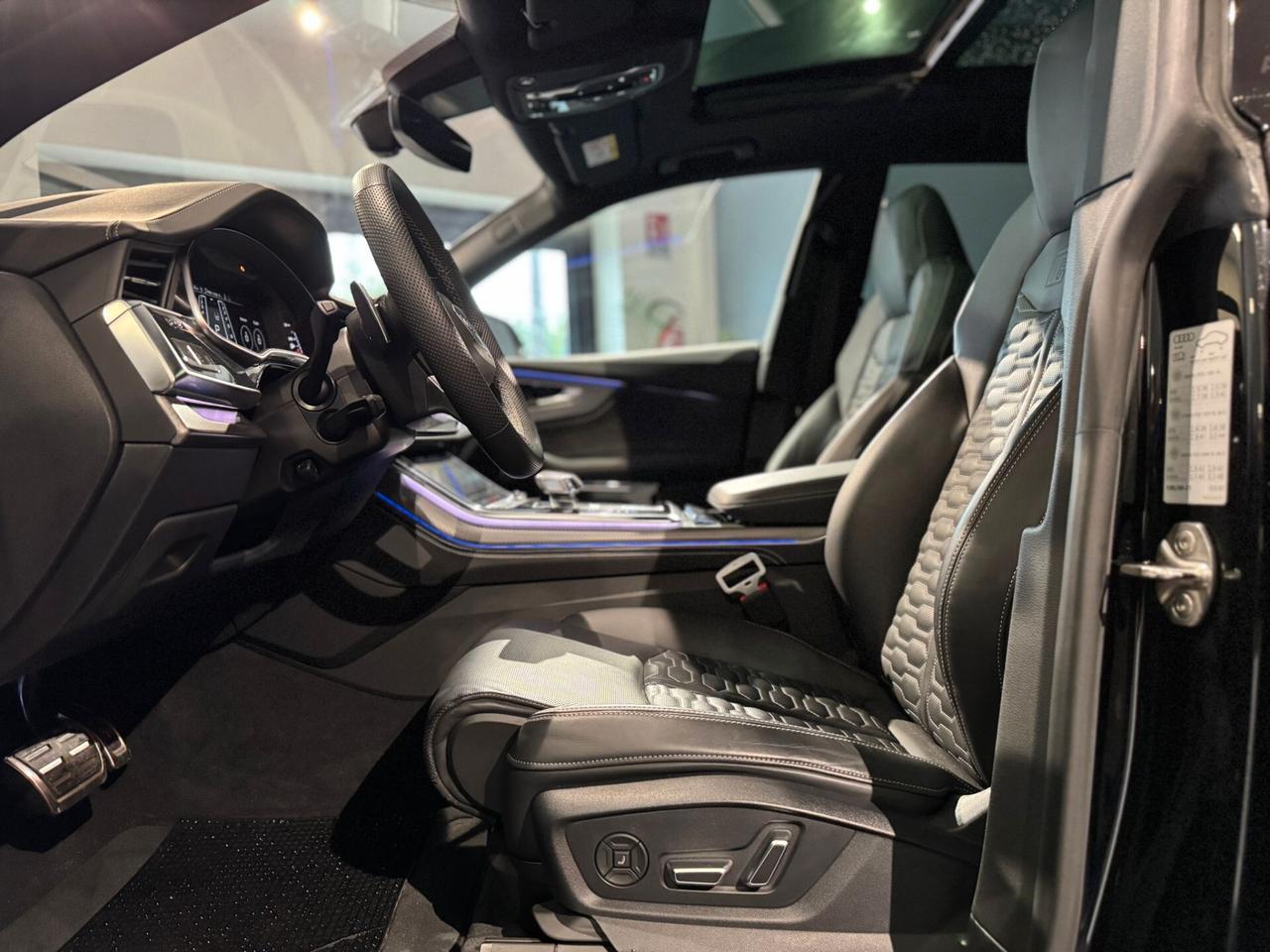 Audi RS Q8 quattro V8 tiptronic