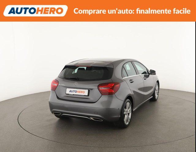MERCEDES-BENZ A 200 d Automatic Sport