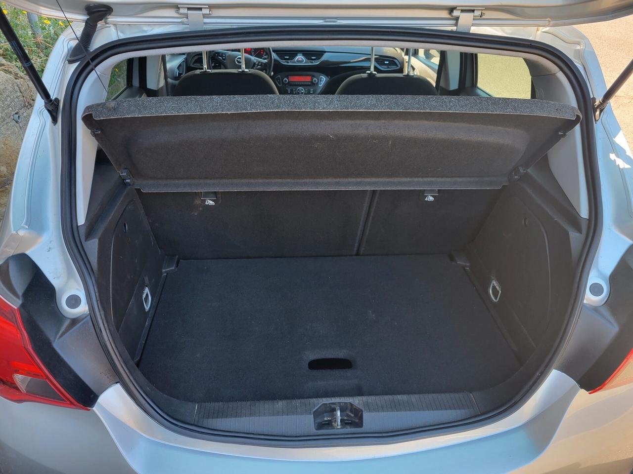 Opel Corsa 1.4 GPL Prezzo Reale