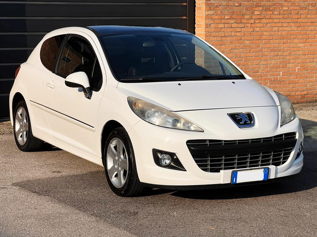 Peugeot 207 1.6 156CV 3p-U.Prop-Tag.Cert-Tetto,Pelle-Euro5